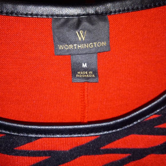 Bright Red Tunic with Black abstract stripe neck detailing. - Picture 2 of 4